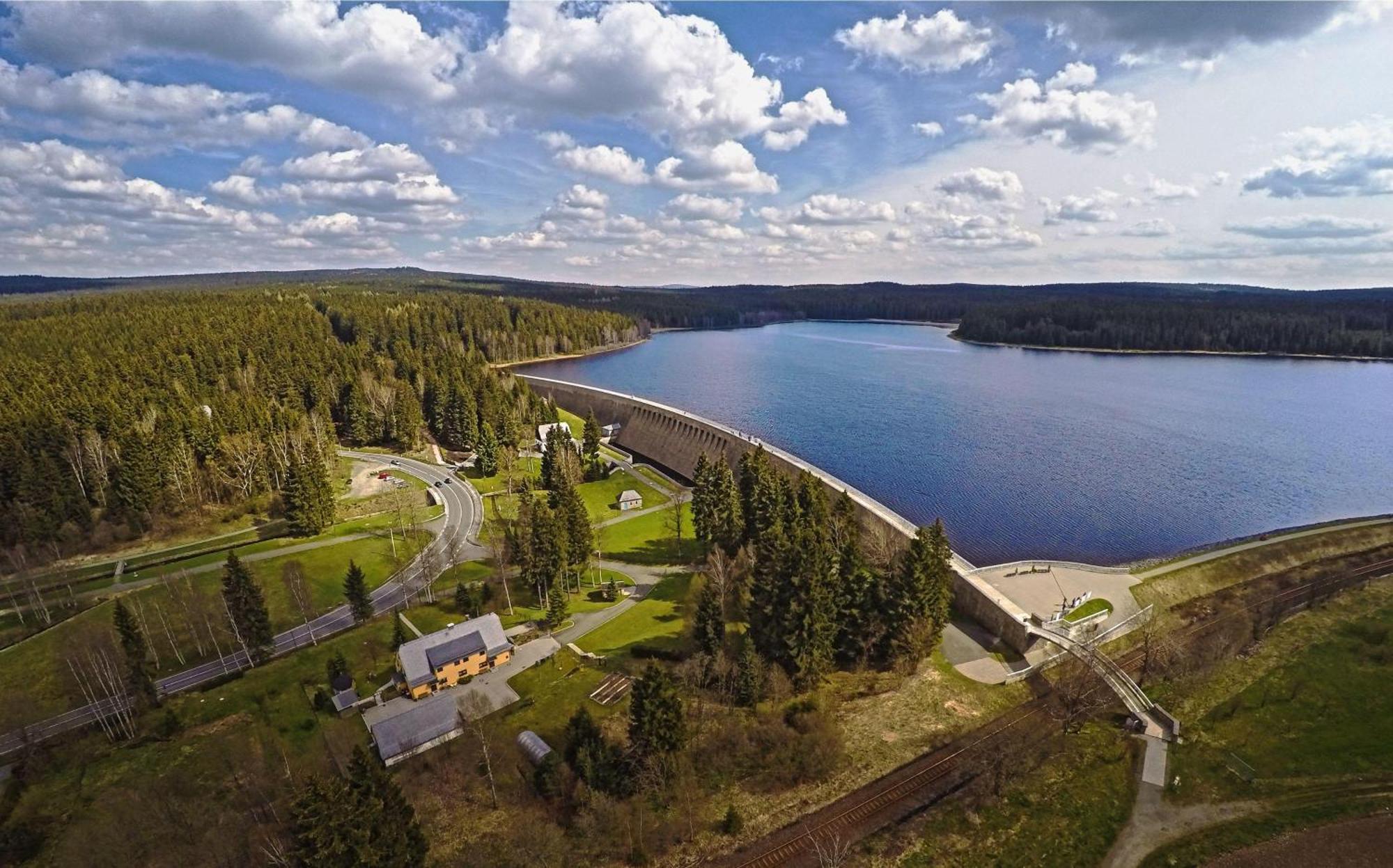 Ferienwohnung-Wasserlaeufer Mulde Bagian luar foto