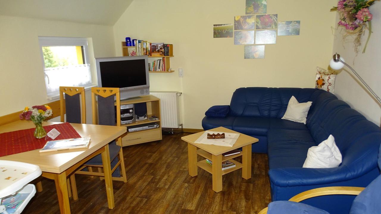 Ferienwohnung-Wasserlaeufer Mulde Bagian luar foto